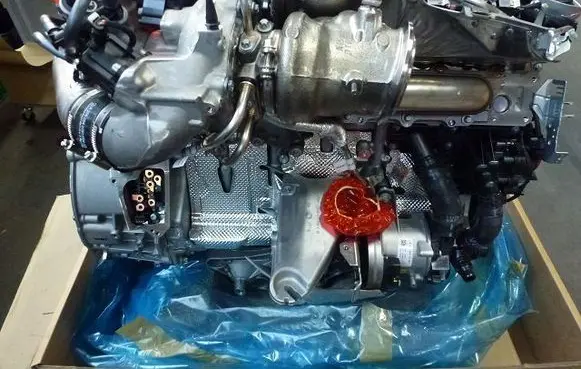 Mercedes-Benz X-class W470 Engine A2560103804