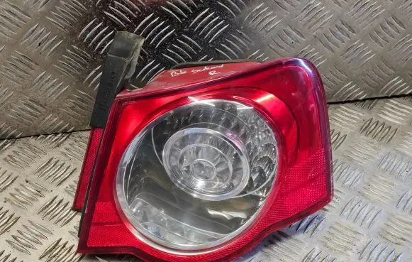 Volkswagen PASSAT B6 Rear/tail lights 3C5945096C 27570212