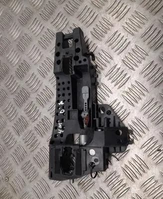 Audi Q7 4M Front door exterior handle/bracket 4M0837886A