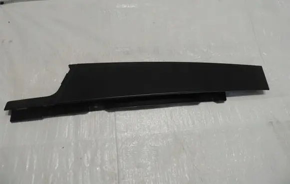 Opel Crossland X Front door trim (molding) 39123007