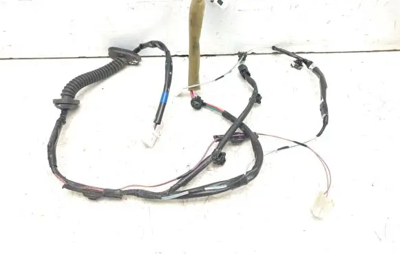 Suzuki Swift III Rear door wiring loom 3675152RB0