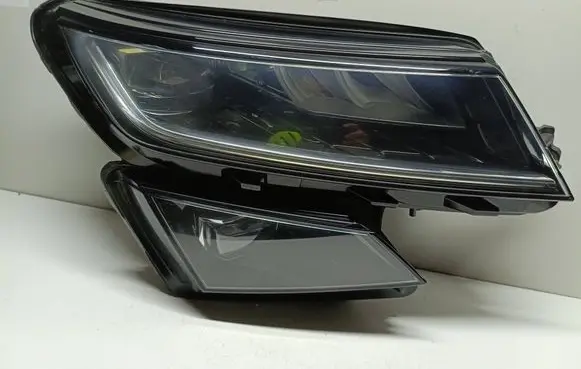 Skoda Karoq Headlight/headlamp 566941016H