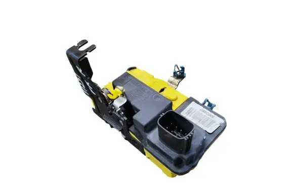Volvo S60 Front door lock 30634617