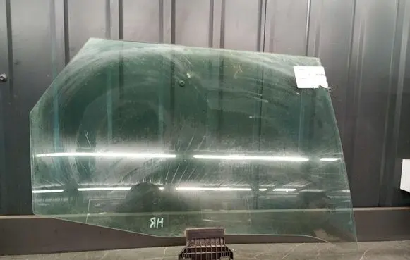Audi A4 S4 B6 8E 8H Rear side window