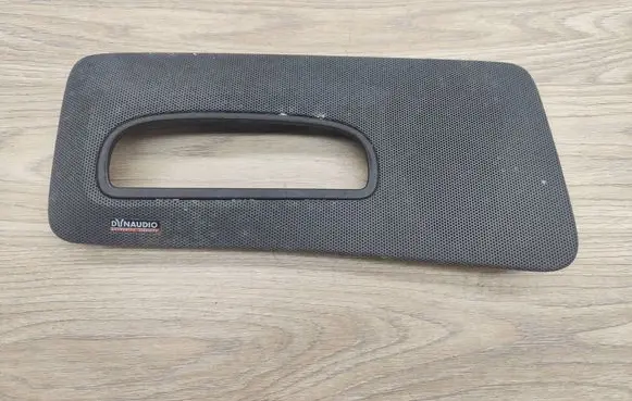 Volvo XC70 Dash center speaker trim cover 30722624 30672404