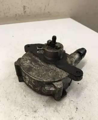 Mercedes-Benz C W203 Vacuum pump A2712301465