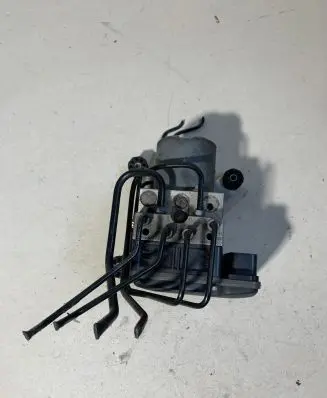 BMW 5 F10 F11 ABS Pump 6851374