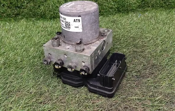 Buick Encore I ABS Pump 94541506