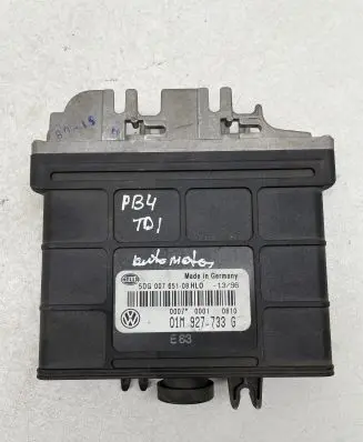 Volkswagen PASSAT B4 Gearbox control unit/module 01M927733G 5DG00765108