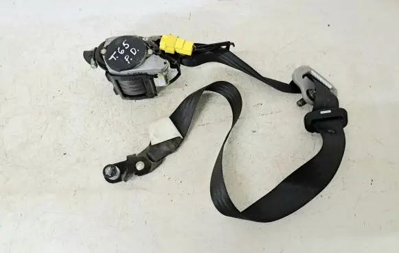 Honda FR-V Front seatbelt