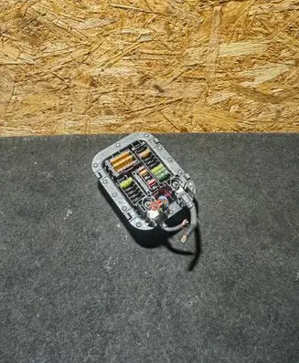 Mercedes-Benz C W205 Fuse module A2225403150