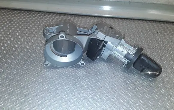 Opel Corsa D Ignition lock 56155D