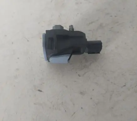 Lexus RX 450H Airbag deployment crash/impact sensor 8983A47010 4689000011