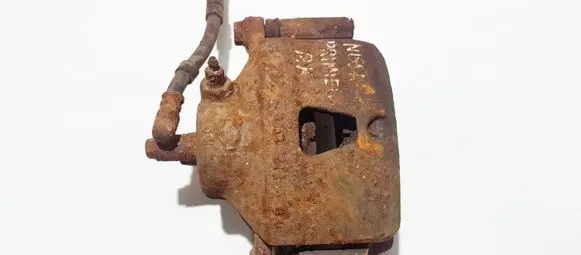 Nissan Primera Front brake caliper