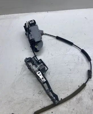 Citroen DS3 Front door lock A02923 2323710 1833601090