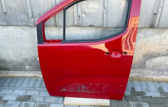 Citroen Berlingo Front door