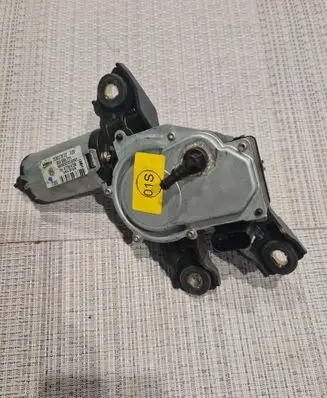 Volkswagen PASSAT B6 Rear window wiper motor 3C9955711