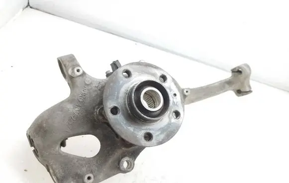 Audi Q5 SQ5 8R Front wheel hub spindle knuckle 8K0407257L
