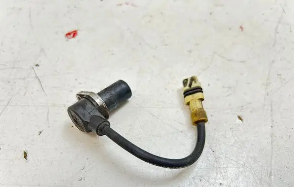 Porsche 911 996 ABS brake wheel speed sensor 99660640600