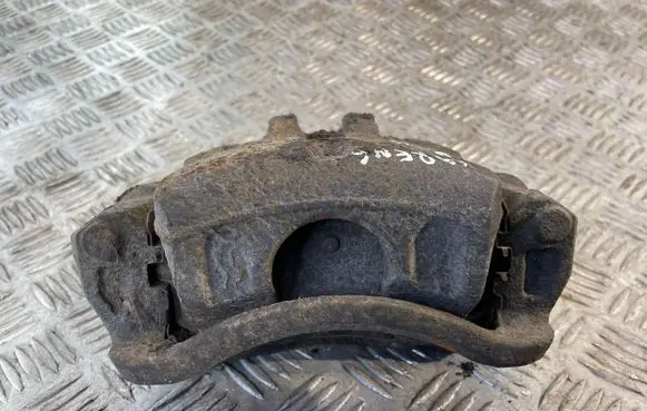 KIA Carens II Front brake caliper