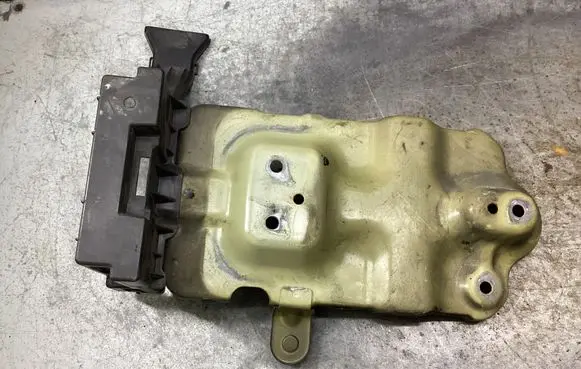 Opel Antara Engine control unit holder 
