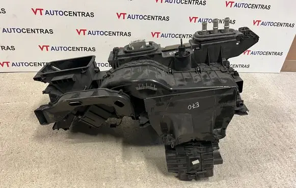 BMW X5M E70 Interior heater climate box assembly 9127180