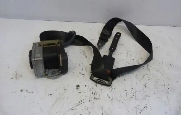Skoda Fabia Mk1 (6Y) Front seatbelt