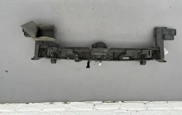 Peugeot 5008 Top upper radiator support slam panel 9672379580