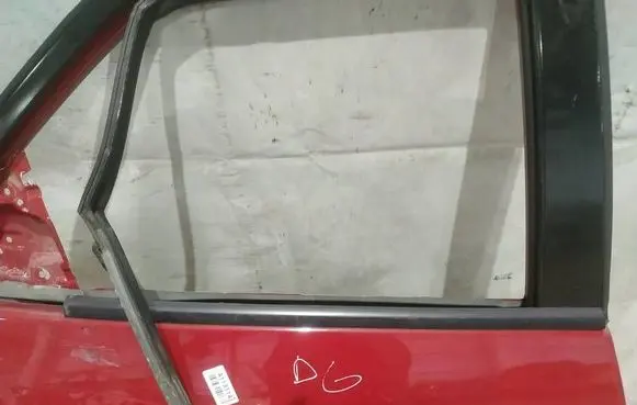 Honda Civic Rear door glass trim molding 