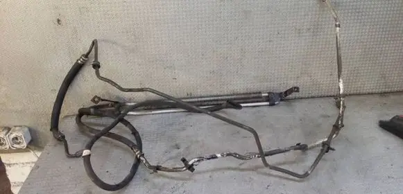 Volvo XC90 Power steering radiator 