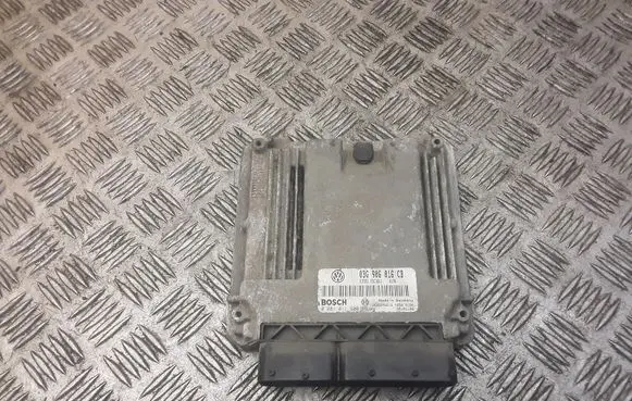 Volkswagen Golf V Engine control unit/module 03G906016CB 0281011900