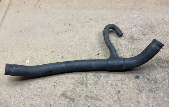 Audi 80 90 S2 B4 Brake booster pipe/hose 8A0121101B