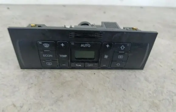 Audi A2 Climate control/heater control trim 8Z0820043