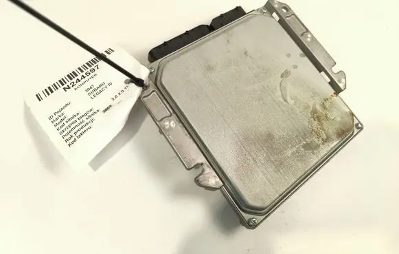 Subaru Legacy Engine ECU kit and lock set 275800-7494