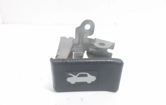 Honda CR-V Engine bonnet (hood) release handle