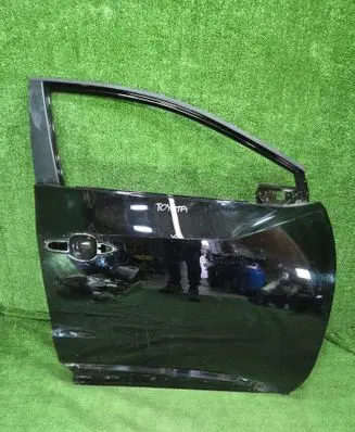 Toyota bZ4X Front door 