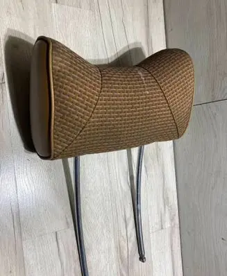 Mercedes-Benz W123 Front seat headrest 