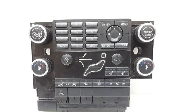 Volvo V70 Climate control unit 30782909