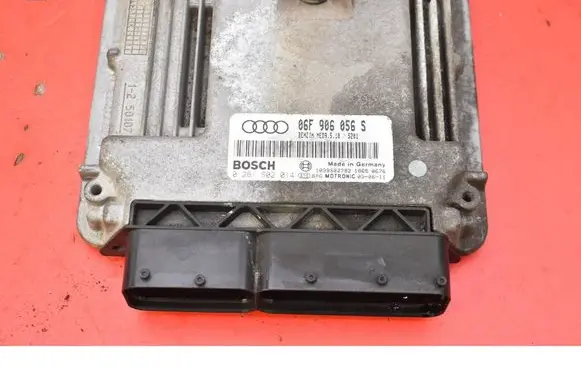 Audi A3 S3 8P Engine control unit/module ECU 06F906056S