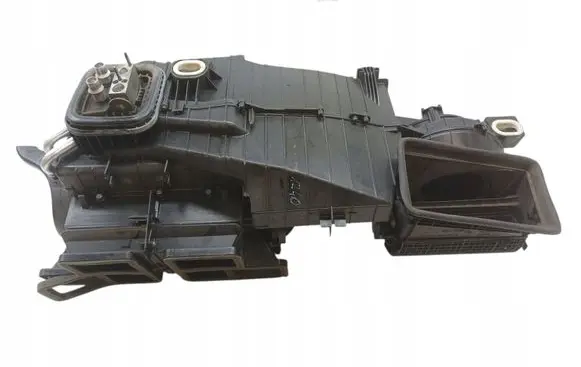 Mercedes-Benz CLA C117 X117 W117 Interior heater climate box assembly W2469061601