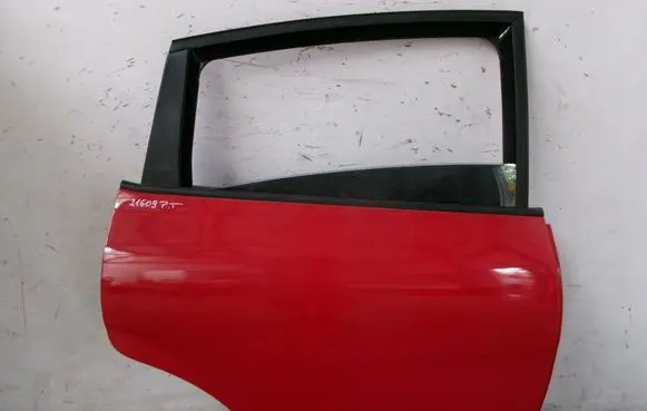 Seat Leon (1P) Rear door