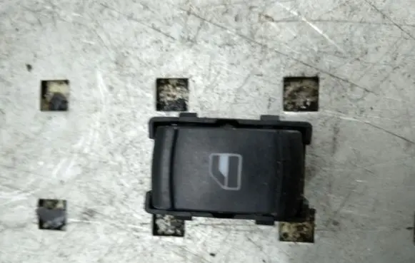 Volkswagen Golf IV Electric window control switch 3B0959855B