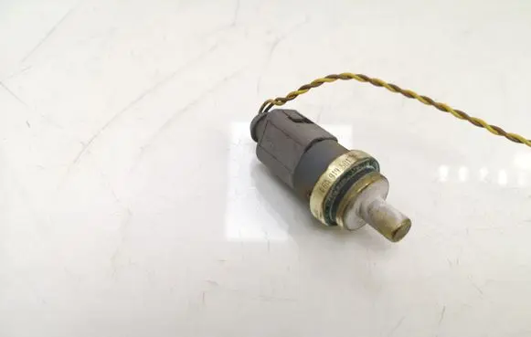 Coolant temperature sensor