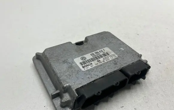 Volkswagen PASSAT B5 Engine control unit/module 038906018P 28SA3504 0281001720