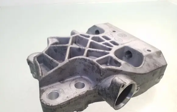 Land Rover Discovery Sport Engine mounting bracket GJ326030AA GHJXB