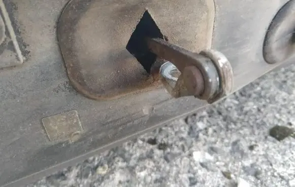 Renault Espace III Rear door check strap stopper