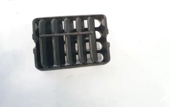 SsangYong Musso Dash center air vent grill