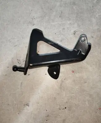 Volvo V50 Fuel filter bracket/mount holder 4M5Q6N081