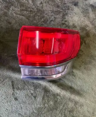 Jeep Grand Cherokee Rear/tail lights 1233535321466