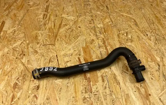 Land Rover Evoque I Engine coolant pipe/hose FPLA8N074AB